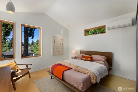 6029 45th Avenue SW Seattle WA 98136