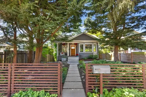 6029 45th Avenue SW Seattle WA 98136