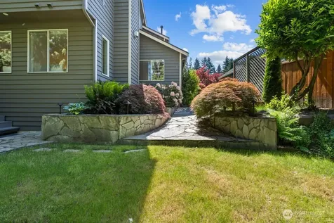 15732 111th Avenue NE Bothell WA 98011
