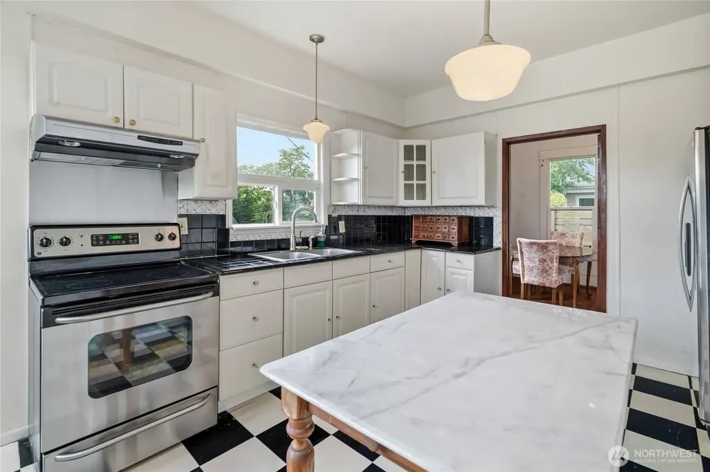 1012 20th Avenue S Seattle WA 98144