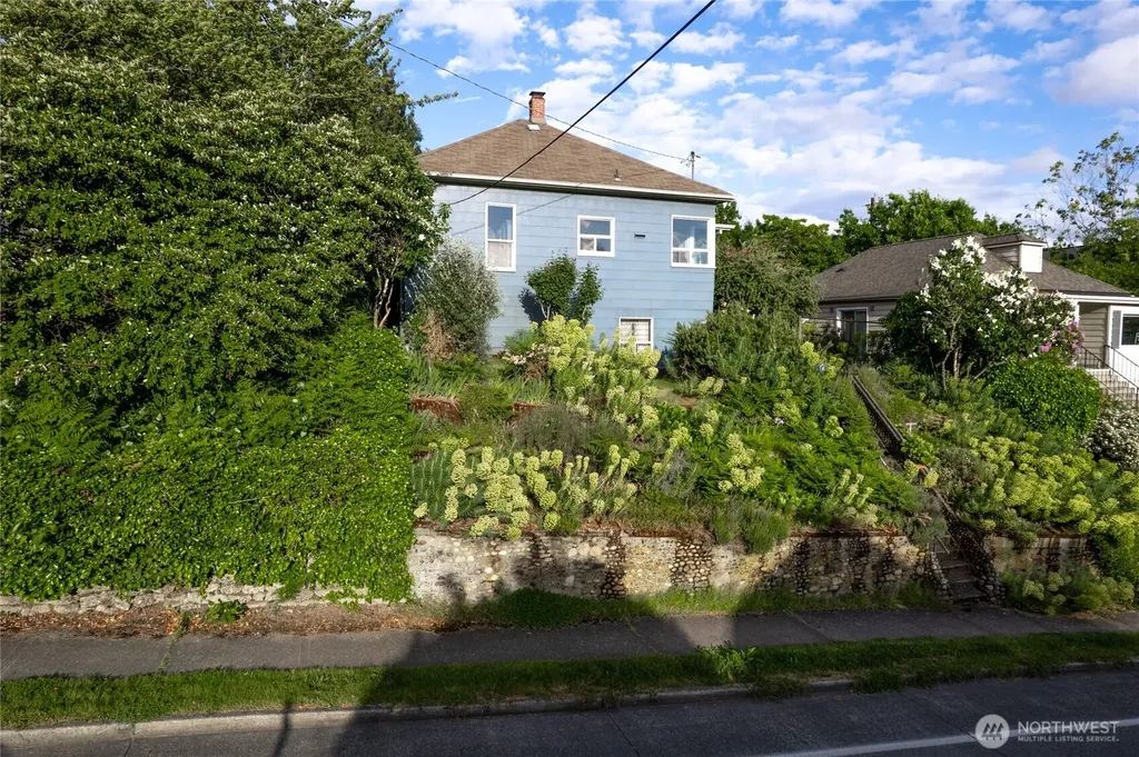 1012 20th Avenue S Seattle WA 98144