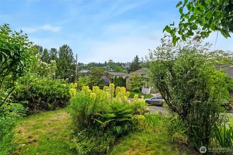 1012 20th Avenue S Seattle WA 98144