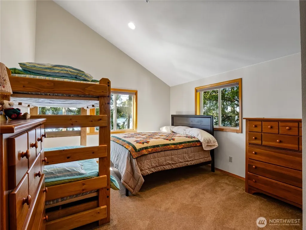 56 Silcox Island Lakewood WA 98498