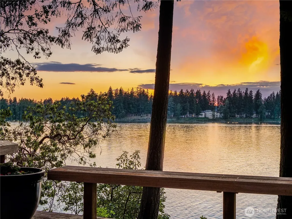 56 Silcox Island Lakewood WA 98498
