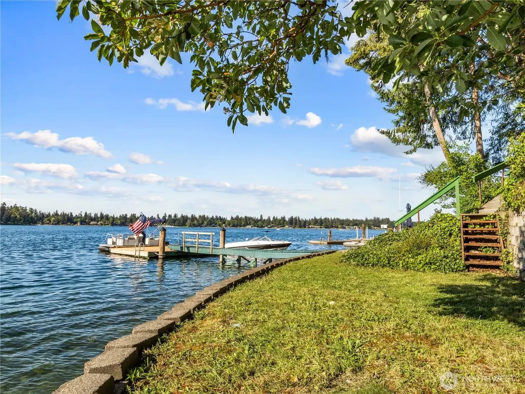 56 Silcox Island Lakewood WA 98498
