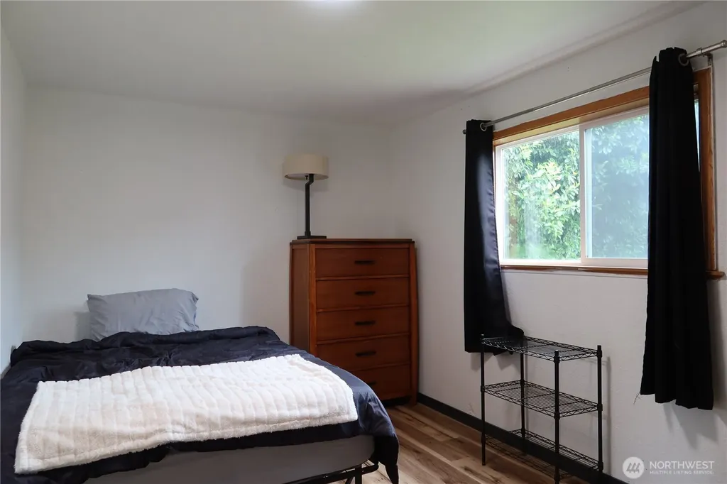 1405 Flower Avenue Port Orchard WA 98366