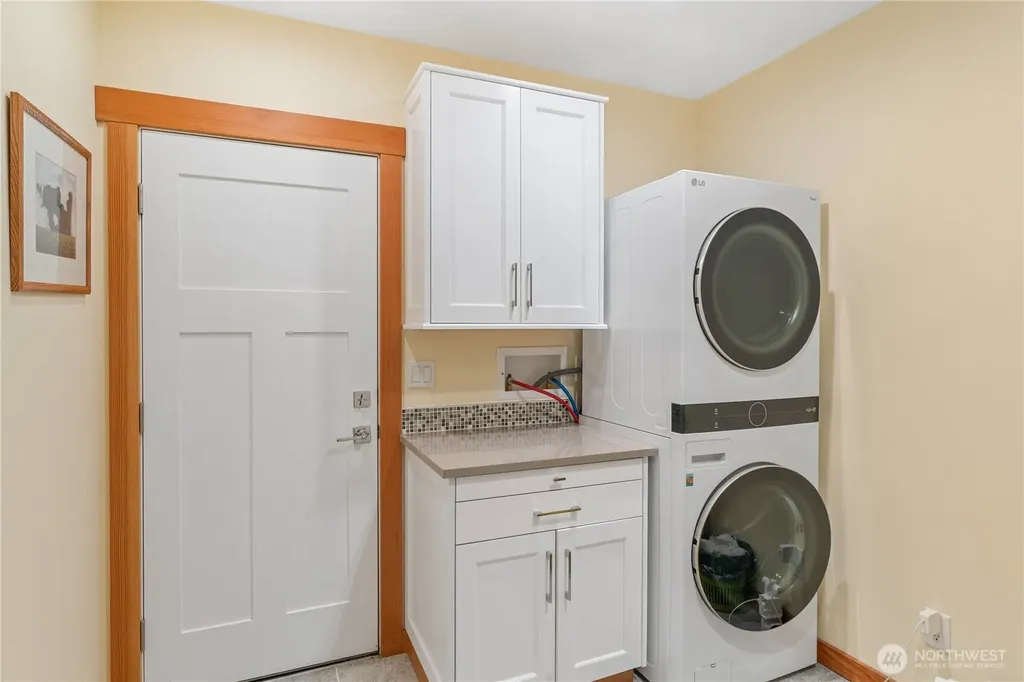 124 N Wynoochee Drive SW Ocean Shores WA 98569