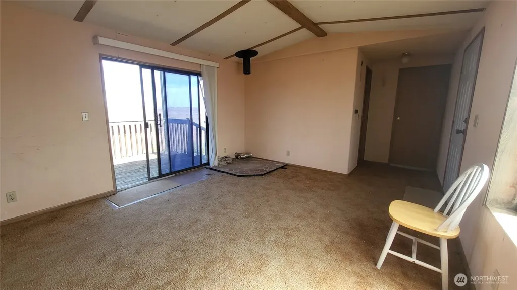 2750 NE Road 16 Soap Lake WA 98851