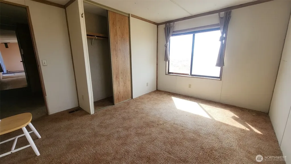 2750 NE Road 16 Soap Lake WA 98851