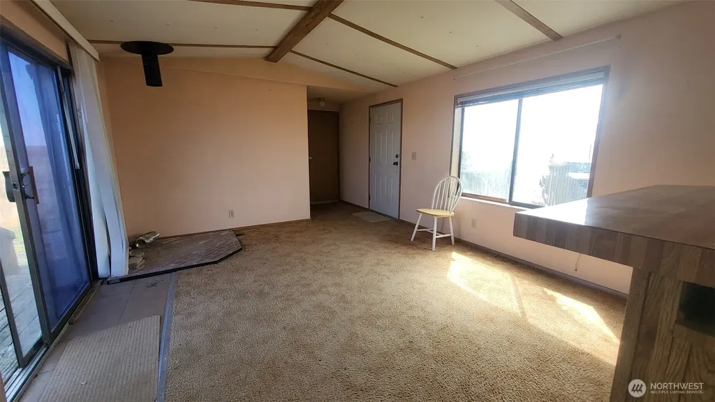 2750 NE Road 16 Soap Lake WA 98851