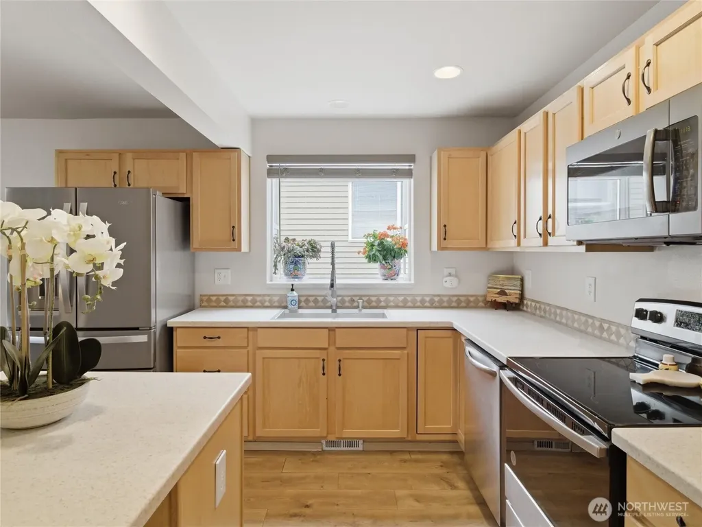 3709 4th Avenue NW Olympia WA 98502