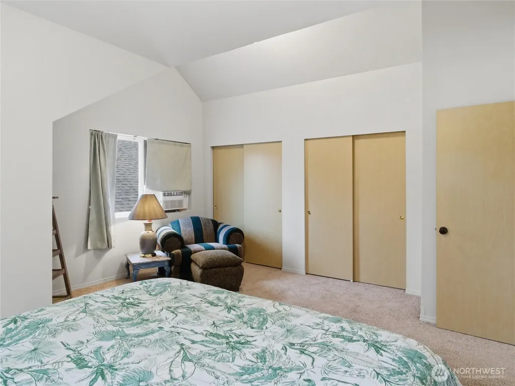 3709 4th Avenue NW Olympia WA 98502
