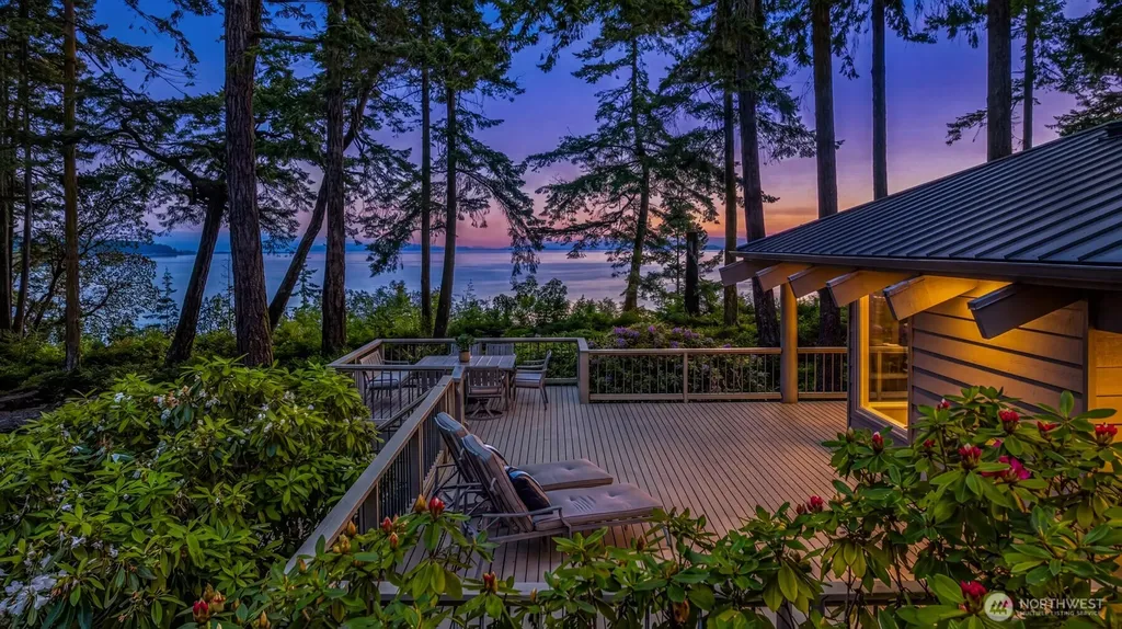 4065 E Sequim Bay Road Sequim WA 98382