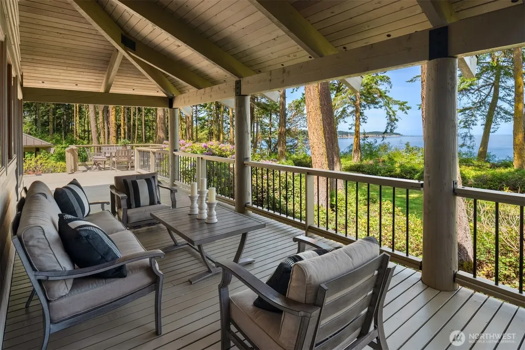 4065 E Sequim Bay Road Sequim WA 98382