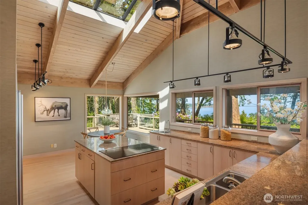 4065 E Sequim Bay Road Sequim WA 98382