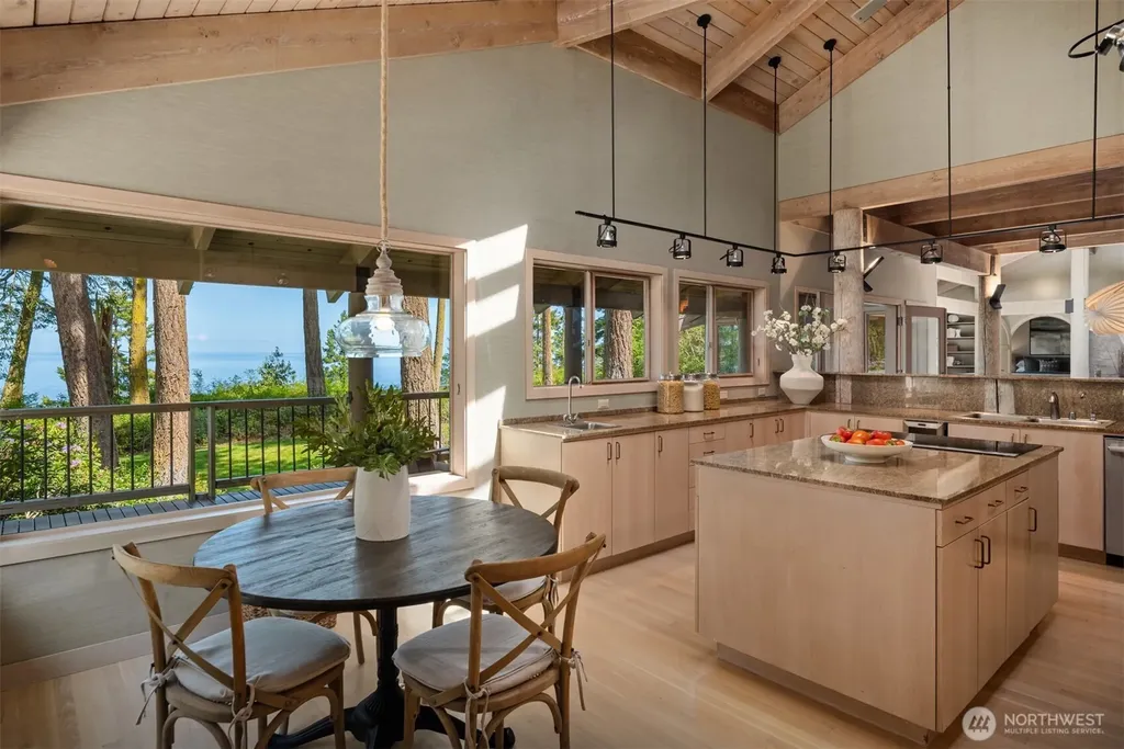 4065 E Sequim Bay Road Sequim WA 98382