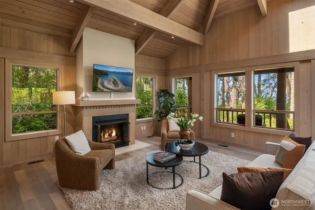 4065 E Sequim Bay Road Sequim WA 98382