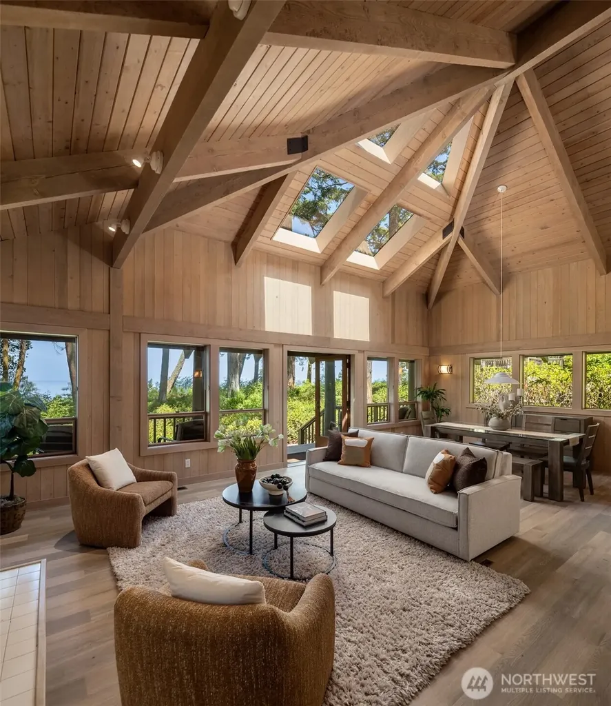 4065 E Sequim Bay Road Sequim WA 98382
