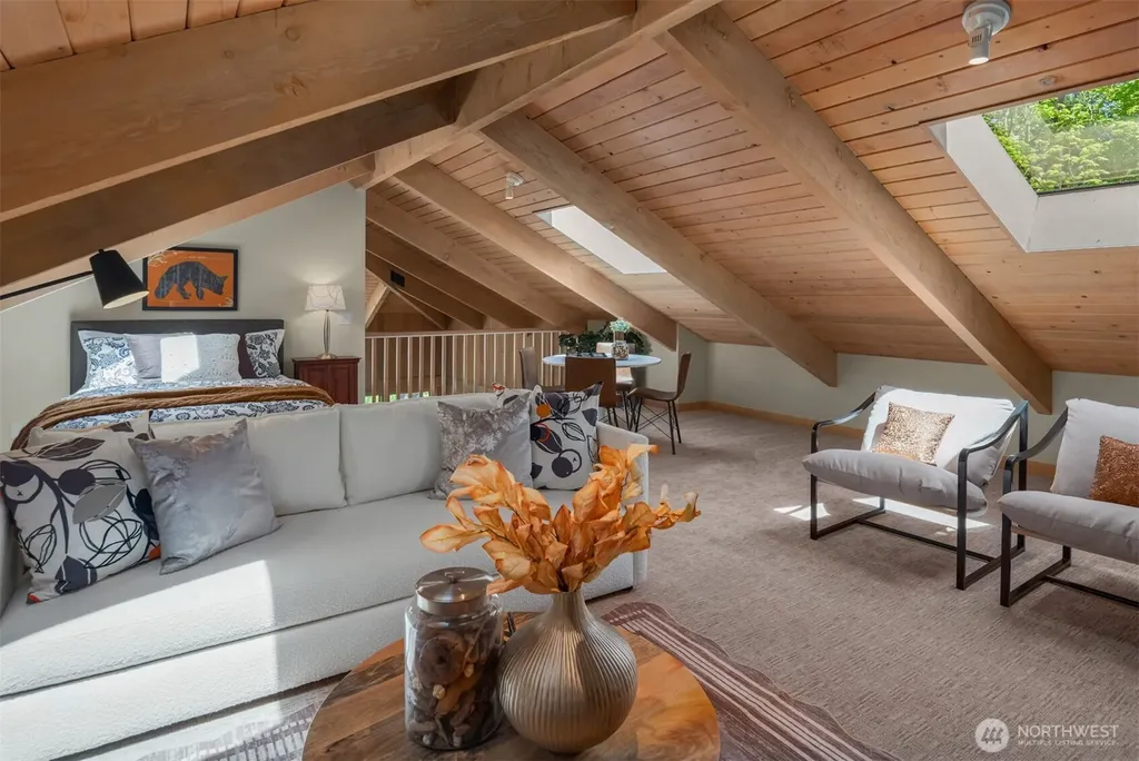 4065 E Sequim Bay Road Sequim WA 98382