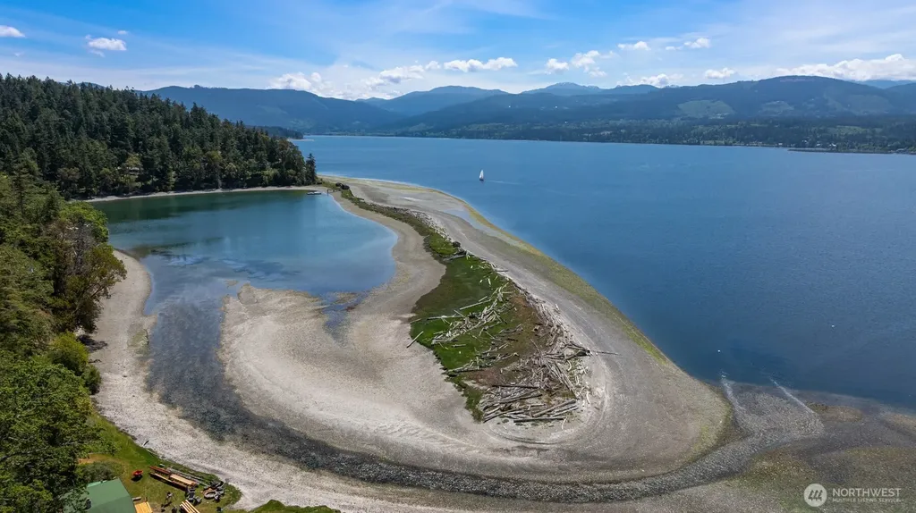 4065 E Sequim Bay Road Sequim WA 98382