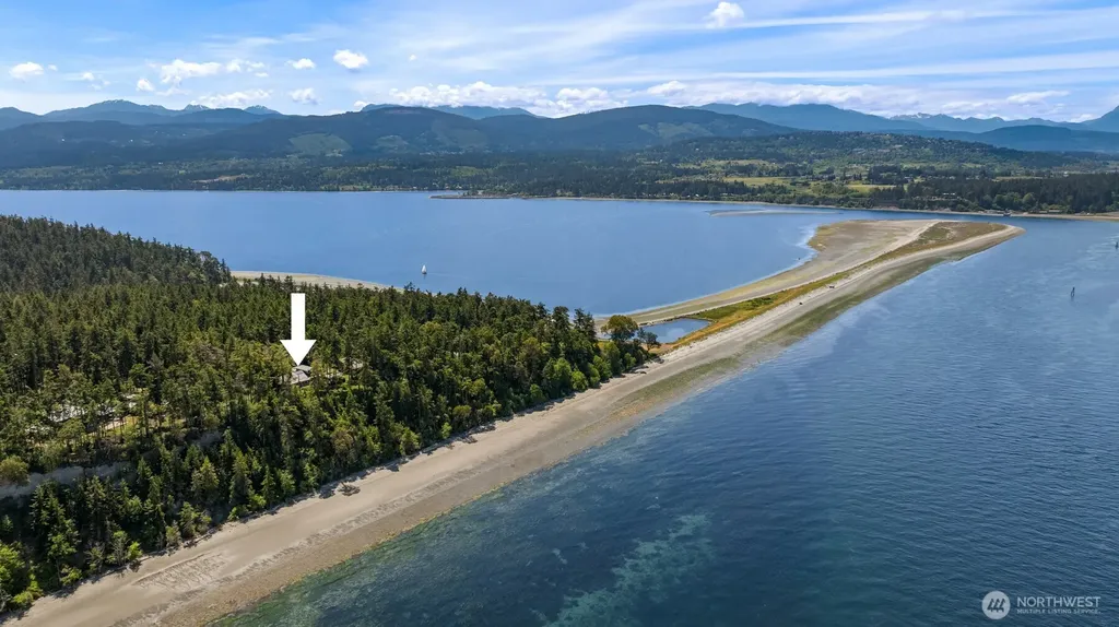 4065 E Sequim Bay Road Sequim WA 98382