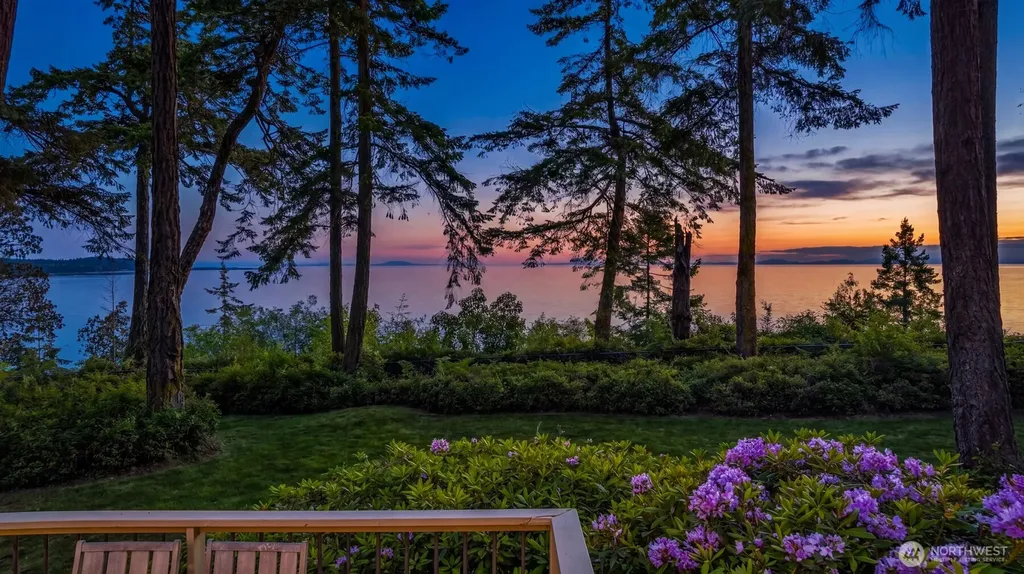 4065 E Sequim Bay Road Sequim WA 98382