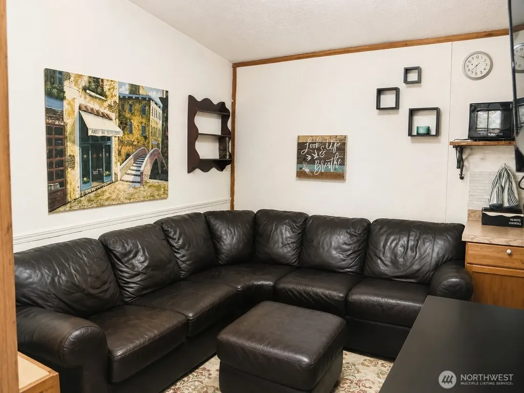 120 N Wynoochee Drive Hoodsport WA 98548