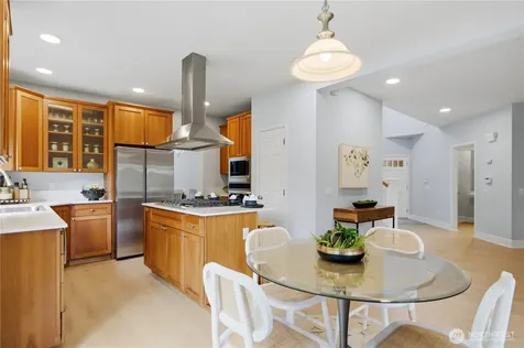 10115 NE 24th Street Bellevue WA 98004