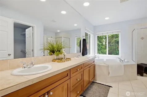 10115 NE 24th Street Bellevue WA 98004