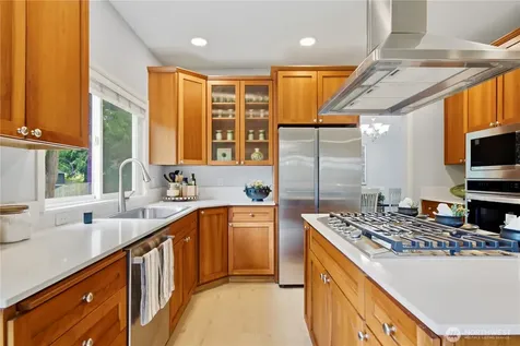 10115 NE 24th Street Bellevue WA 98004