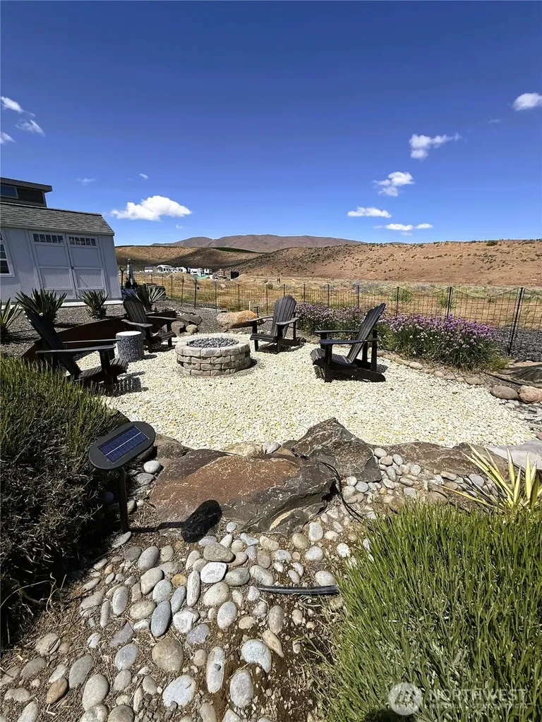 1769 Naches Wenas Road Selah WA 98942