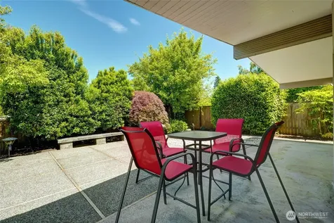 8210 SE 36th Street Mercer Island WA 98040