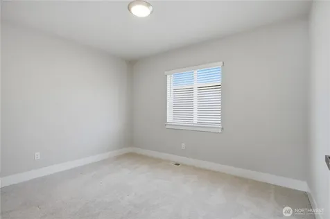 6302 SW 206th Place Lynnwood WA 98036