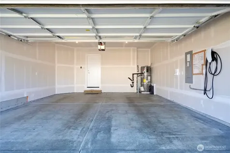 6302 SW 206th Place Lynnwood WA 98036