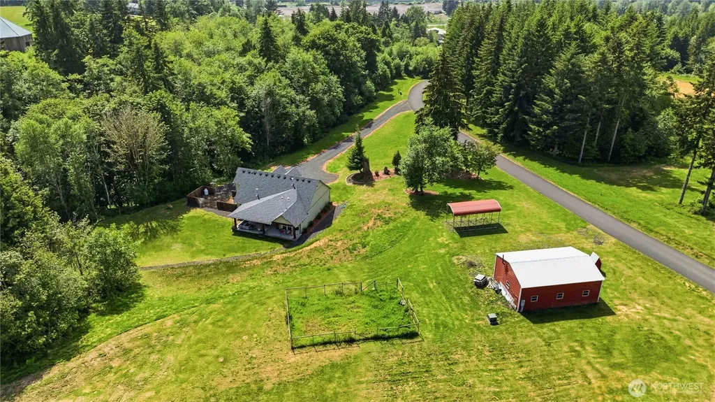 30 Forest Heights Cathlamet WA 98612