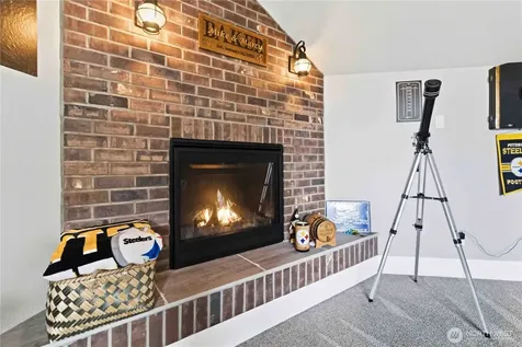 30 Forest Heights Cathlamet WA 98612