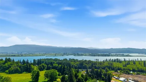30 Forest Heights Cathlamet WA 98612