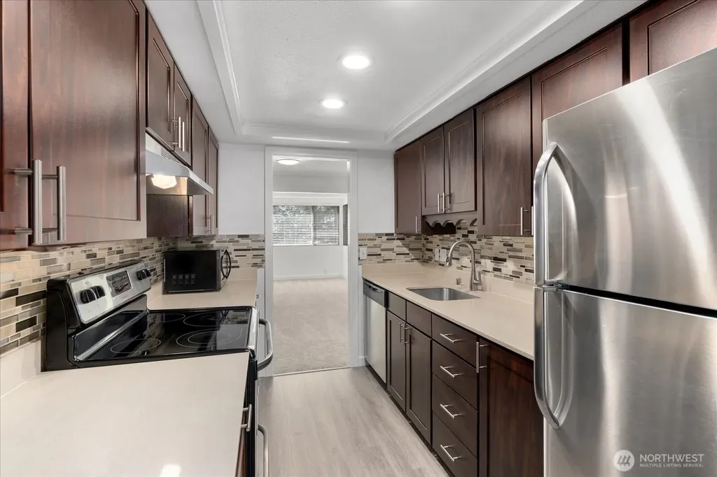 12517 NE 23rd Place Bellevue WA 98005
