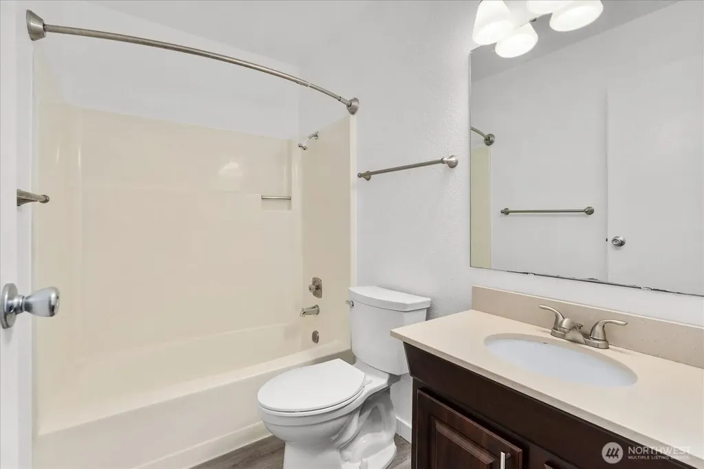 12517 NE 23rd Place Bellevue WA 98005