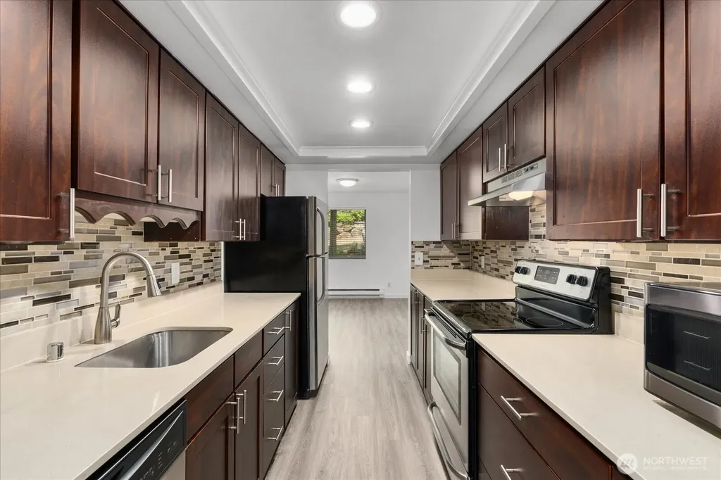 12517 NE 23rd Place Bellevue WA 98005