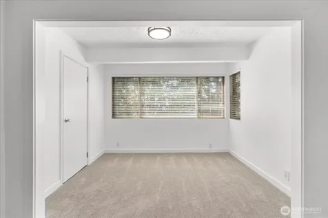 12517 NE 23rd Place Bellevue WA 98005