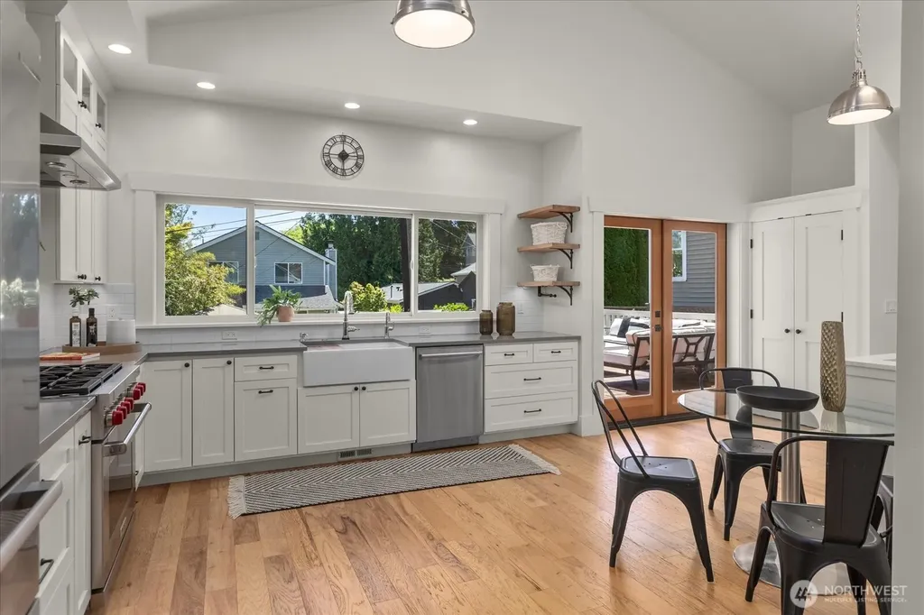 2629 E Valley Street Seattle WA 98112