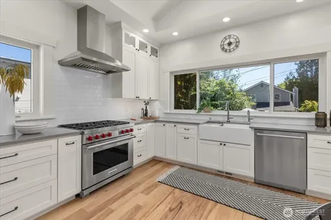 2629 E Valley Street Seattle WA 98112