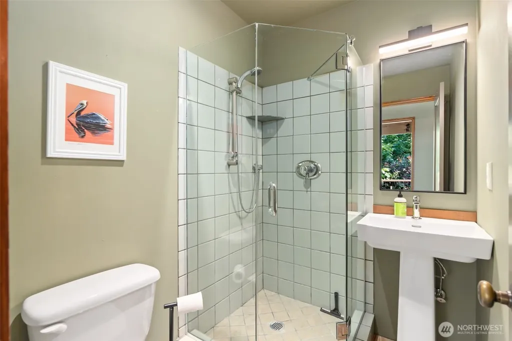 16223 Reitan Road NE Bainbridge Island WA 98110