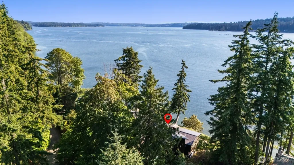 16223 Reitan Road NE Bainbridge Island WA 98110