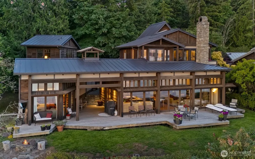 16223 Reitan Road NE Bainbridge Island WA 98110
