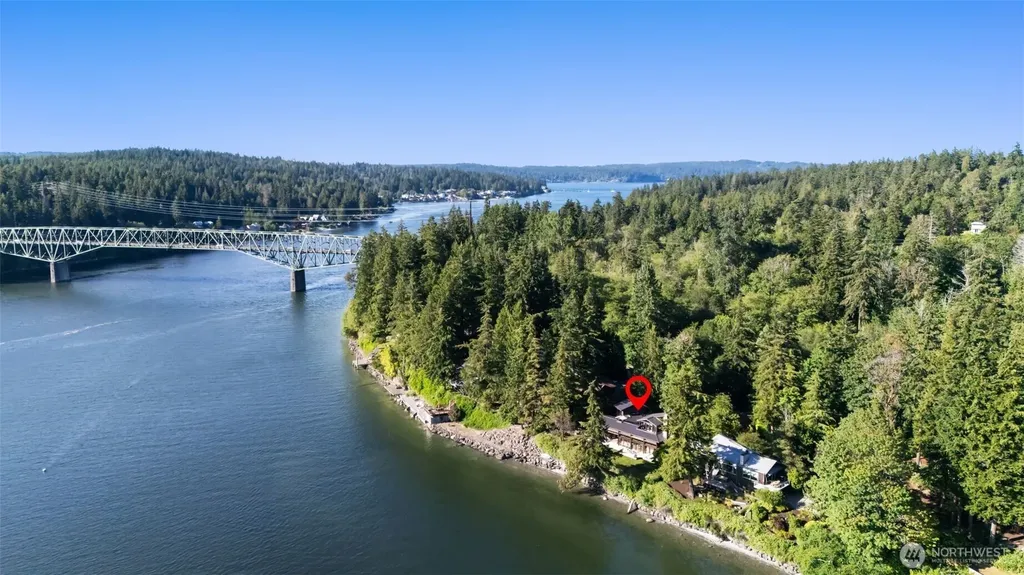 16223 Reitan Road NE Bainbridge Island WA 98110