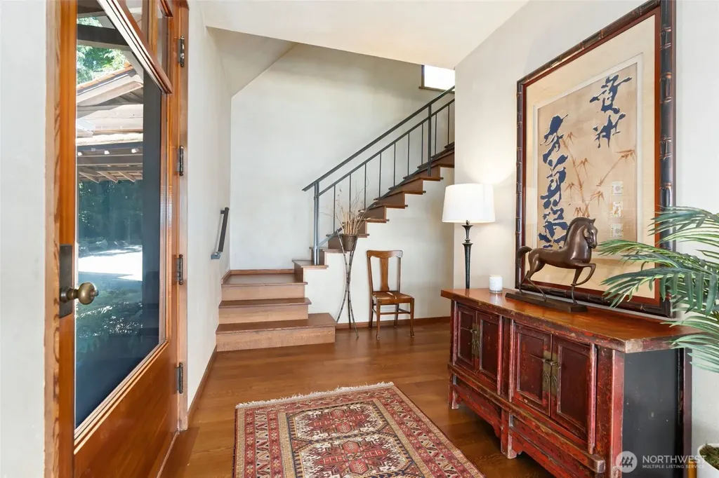 16223 Reitan Road NE Bainbridge Island WA 98110