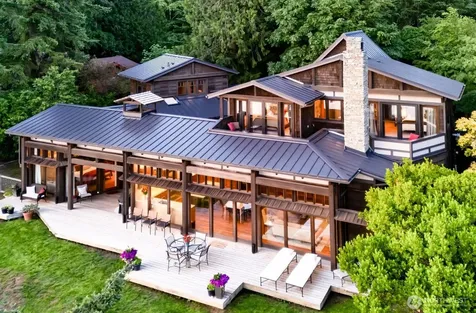 16223 Reitan Road NE Bainbridge Island WA 98110
