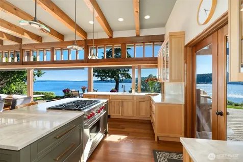 16223 Reitan Road NE Bainbridge Island WA 98110